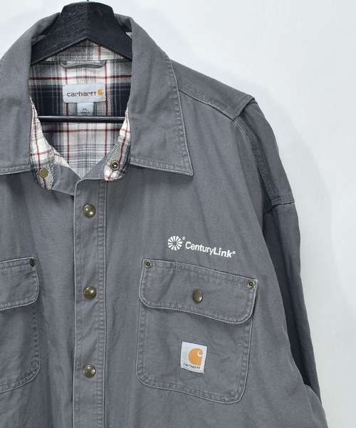 Carhartt（カーハート）の「【ヴィンテージ古着】Carhartt / カーハート ロゴ ワークジャケット シャツジャケット（ブルゾン・メンズ・グレー・XX-LARGE）」の2枚目の写真
