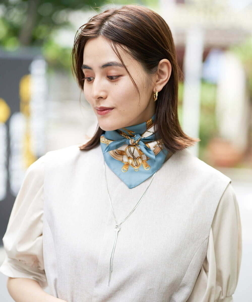 a.v.v（アーヴェヴェ）の「【バンダナ/スカーフ】ベルト柄スカーフ（バンダナ/スカーフ・レディース・ミント/ベージュ・38）」の10枚目の写真