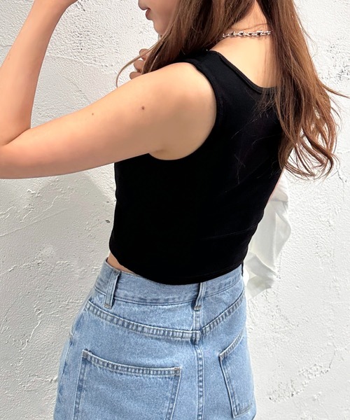 apres jour mignon（アプレジュールミニョン）の「カップ付きショートタンクトップ【ZOZOTOWN限定アイテム】（タンクトップ・レディース・ナチュラル/オフホワイト/ブラック・X-LARGE/フリー）」の10枚目の写真