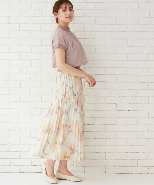 12Twelve Agenda（トゥエルブ　アジェンダ）の「プチハイネックインナー付ショート丈プルオーバー（Tシャツ/カットソー・レディース・オフホワイト/ピンクベージュ/ネイビー/ブルー/チャコールグレー/ブラック・M）」の19枚目の写真