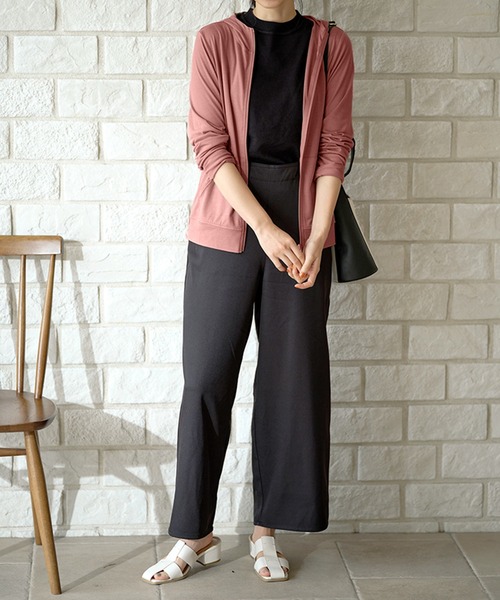 KOBE LETTUCE（コウベレタス）の「半永久UVカット＆速乾フード付きシンプルパーカー（パーカー・レディース・グレイッシュベージュ/グレー/ネイビー/ピンク系/ブラック/オフホワイト/ブルーグリーン・M1/XL/L1/XXL）」の22枚目の写真