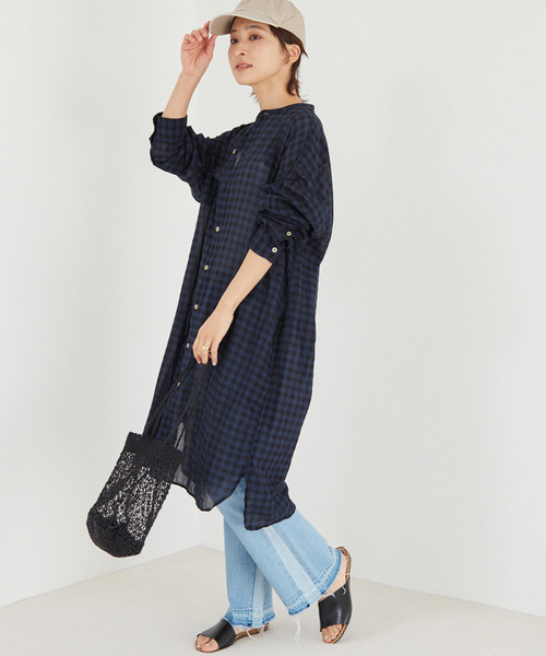 ARMEN(アーメン)の「【ARMEN】COTTON VOILE ギンガムチェックバンドカラーロング:ワンピース(ワンピース・レディース・ネイビー/イエロー・3)」の7枚目の写真