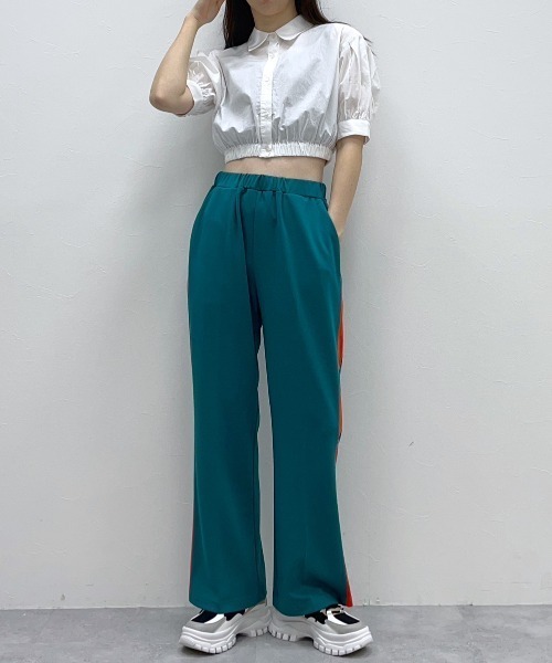 FOREVER 21（フォーエバー トゥエンティーワン）の「配色ラインジャージパンツ（スウェットパンツ・レディース・レッド系その他/グリーン/ブルー/ブラック・MEDIUM/SMALL）」の8枚目の写真