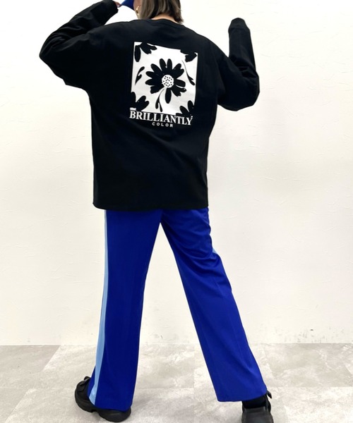 FOREVER 21（フォーエバー トゥエンティーワン）の「配色ラインジャージパンツ（スウェットパンツ・レディース・レッド系その他/グリーン/ブルー/ブラック・MEDIUM/SMALL）」の12枚目の写真