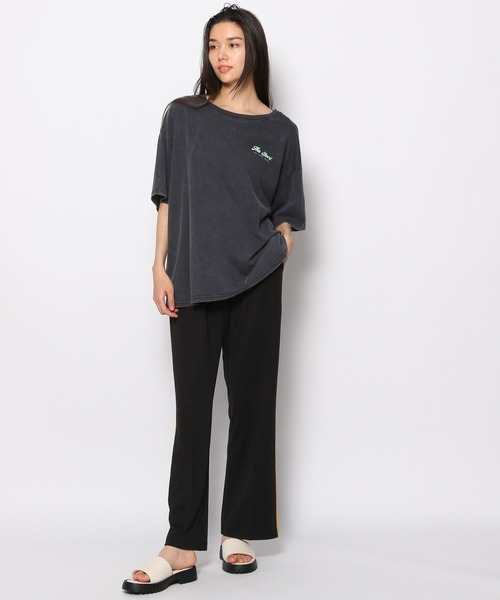FOREVER 21（フォーエバー トゥエンティーワン）の「配色ライン