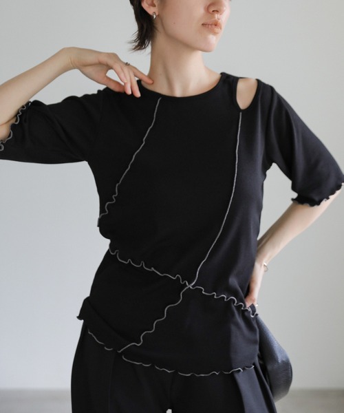 select MOCA(セレクトモカ)の「アシンメトリーバイカラーメロートップス(Tシャツ/カットソー・レディース・ブラック/カーキ/オフホワイト・FREE)」の17枚目の写真