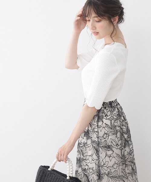 couture brooch（クチュールブローチ）の「◆スカラ刺繍前後2WAYテレコトップス（Tシャツ/カットソー・レディース・ライトグリーン/ブラック/オフホワイト・36/38/40/42）」の16枚目の写真