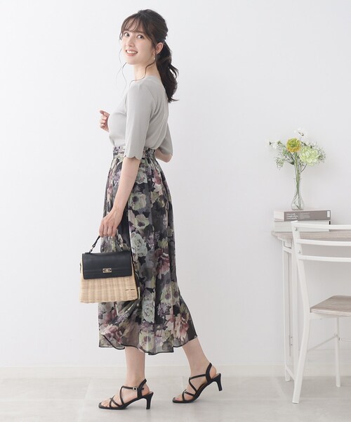 couture brooch（クチュールブローチ）の「◆スカラ刺繍前後2WAYテレコトップス（Tシャツ/カットソー・レディース・ライトグリーン/ブラック/オフホワイト・36/38/40/42）」の21枚目の写真