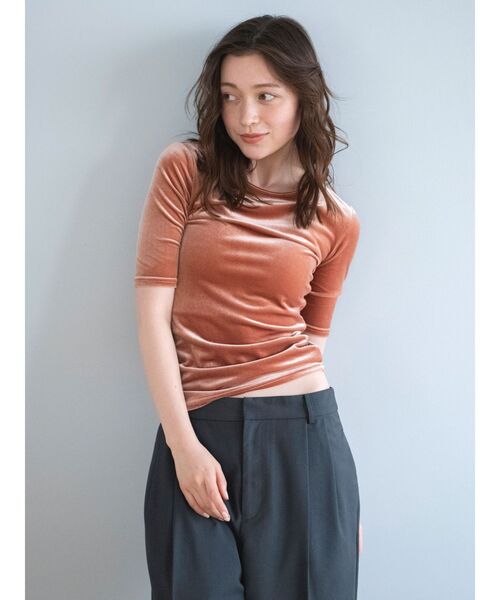 Ungrid（アングリッド）の「ベロアフィットTee（Tシャツ/カットソー・レディース・オレンジ/グリーン/ヘザーグレー・FREE）」の13枚目の写真