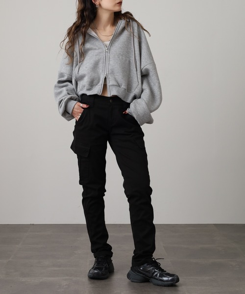 atONE(アットワン)の「atONE ツイルカーゴパンツ(カーゴパンツ・レディース・ブラック/ベージュ/カーキ・L/LL/3L/4L/M)」の8枚目の写真