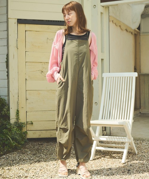 Crisp（クリスプ）の「ナイロンキャミサロペット（サロペット/オーバーオール・レディース・ブラック/カーキ・FREE）」の5枚目の写真