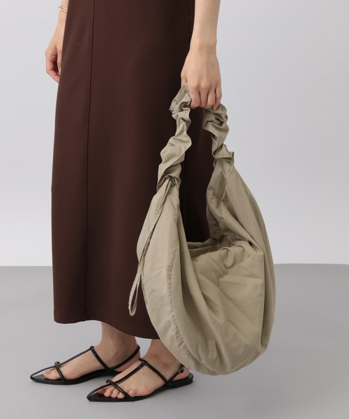 A part by（アパートバイ）の「≪追加2≫フリル2WAYドロストバッグ（ショルダーバッグ・レディース・ベージュ/ブラック/グレー/オフホワイト・FREE）」の11枚目の写真