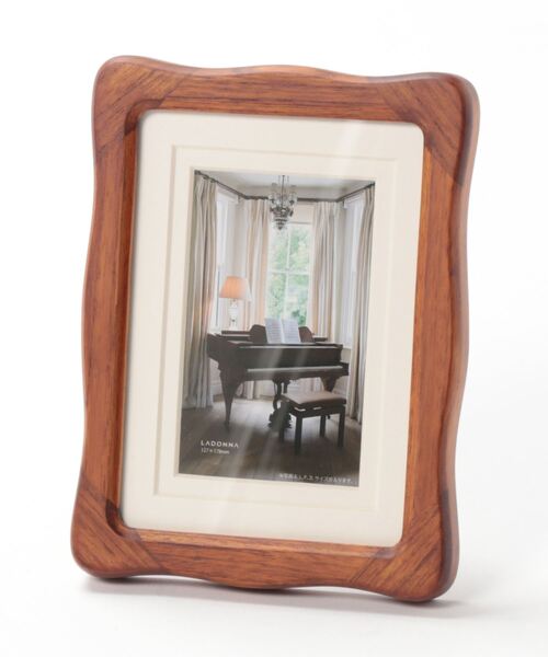LADONNA(ラドンナ)の「リビングウッドフレーム WT13-2L(フォトフレーム・レディース・ブラウン・FREE)」の1枚目の写真