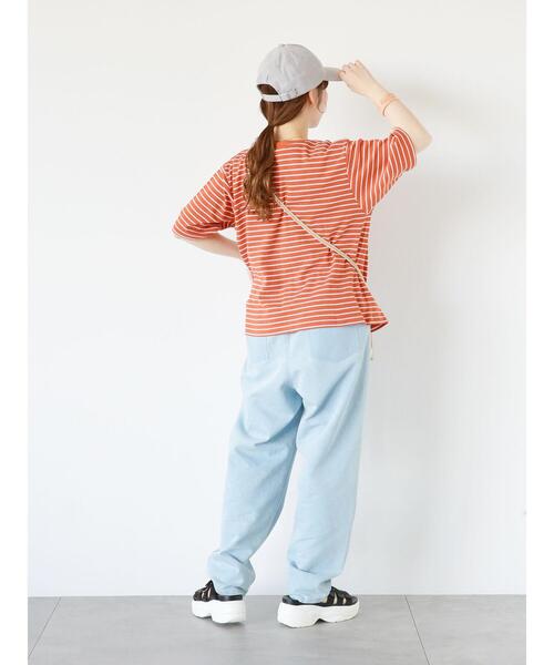 ehka sopo（エヘカソポ）の「デニムテーパードパンツ（デニムパンツ・レディース・ブルー/サックスブルー/ネイビー・F）」の11枚目の写真