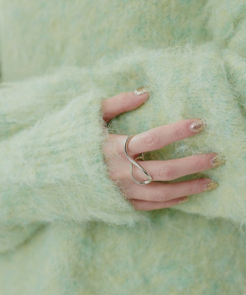 natural couture(ナチュラルクチュール)の「ダブルフィンガーリング(リング・レディース・シルバー/ゴールド・FREE)」の1枚目の写真