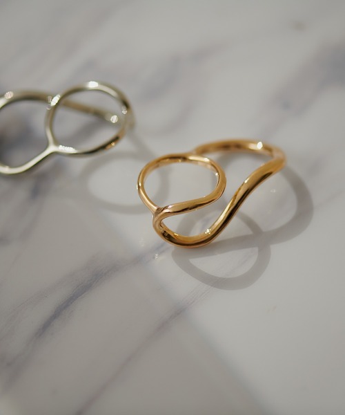 natural couture(ナチュラルクチュール)の「ダブルフィンガーリング(リング・レディース・シルバー/ゴールド・FREE)」の8枚目の写真