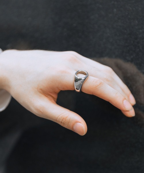 HARE（ハレ）の「ステンレスオーバルリング(HARE)（リング・メンズ・シルバー・FREE）」の6枚目の写真