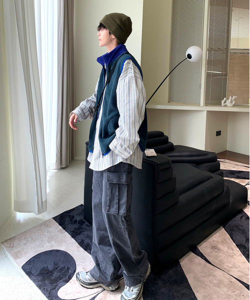 DISCUS(ディスカス)の「【neos -addictive design-】DISCUS ディスカス ルーズシルエット 配色 ワンポイントロゴ フリース ベスト(ベスト・メンズ・グリーン/ブラック/グレー・MEDIUM/X-LARGE/LARGE)」の10枚目の写真