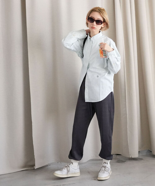 SLOBE IENA(スローブイエナ)の「SLOBE citron. MLB LOGO SOCKS-NYY(ソックス/靴下・レディース・ホワイト/サックスブルー・FREE)」の3枚目の写真