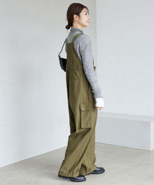 SLOBE IENA（スローブイエナ）の「《追加》サスペンダーカーゴ（サロペット/オーバーオール・レディース・カーキ・36/38）」の11枚目の写真