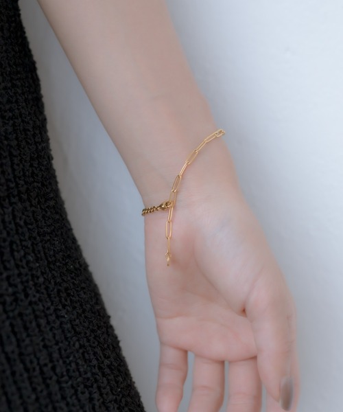 ear PAPILLONNER（イアパピヨネ）の「《金属アレルギー対応