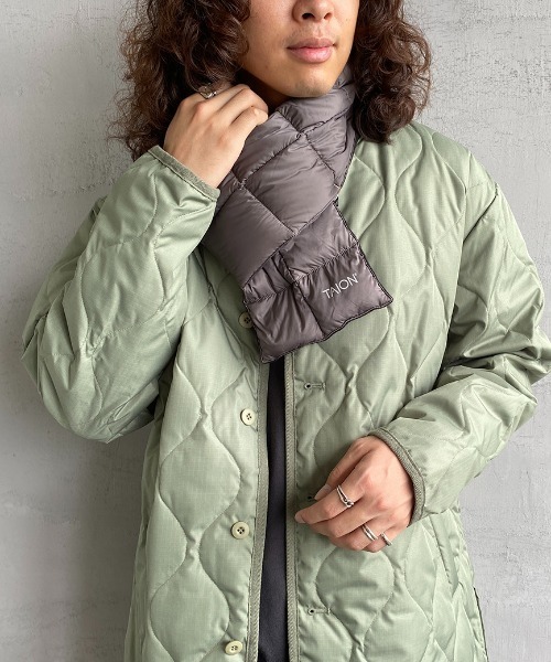 TAION（タイオン）の「【WEB限定】[TAION/タイオン] ベーシックダウンマフラー（マフラー・レディース・ブラック/オフホワイト/パープル/オレンジ/オリーブ/カーキ/グレー・ONE SIZE）」の18枚目の写真