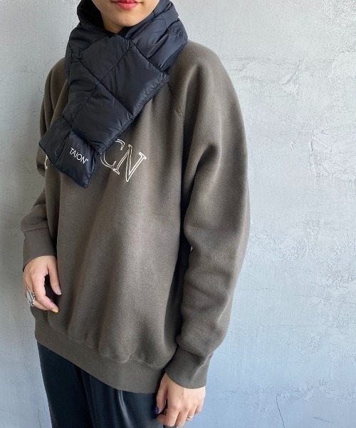 TAION（タイオン）の「【WEB限定】[TAION/タイオン] ベーシックダウンマフラー（マフラー・レディース・ブラック/オフホワイト/パープル/オレンジ/オリーブ/カーキ/グレー・ONE SIZE）」の14枚目の写真