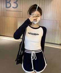 韓国ファッション　テレコ刺繍「SECENDOOO」ロゴクロップド丈ラグラン長袖カットソー