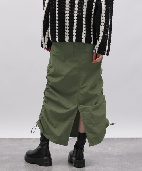 LAKOLE(ラコレ)の「パラシュートスカート2 / 980308(スカート・レディース・ブラック/カーキ・MEDIUM/SMALL)」の10枚目の写真