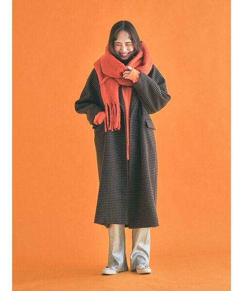 Ungrid（アングリッド）の「起毛大判ニットマフラー（マフラー・レディース・アイボリー/オレンジ/グレー/ブラウン・FREE）」の10枚目の写真