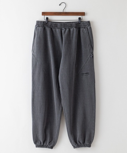 THRASHER(スラッシャー)の「【THRASHER/スラッシャー】ピグメント加工 ヘビーウェイト ワンポイントブランドロゴ同色刺繍 スウェットパンツ(スウェットパンツ・メンズ・ホワイト/ブラック・X-LARGE/LARGE/MEDIUM)」の4枚目の写真