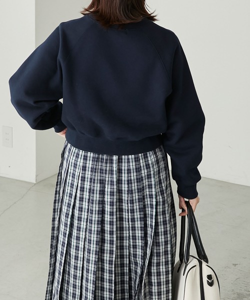 BONLECILL(ボンルシール)の「チェリープリント 裏起毛ラグランスウェットプルオーバー(スウェット・レディース・チャコールグレー/イエロー/ネイビー/オフホワイト/ブラウン/グレー・FREE)」の22枚目の写真