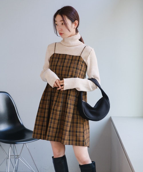 Kastane（カスタネ）の「【新色追加/4色展開/ウール混】リブハイネックニット（ニット/セーター・レディース・アイボリー/ブラック/オレンジ/ブラウン/チャコールグレー/ブルー/ライム・FREE）」の18枚目の写真