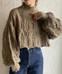 ショート丈長袖ボリュームスリーブ透かし編みハイネックモヘアタッチケーブルニット
