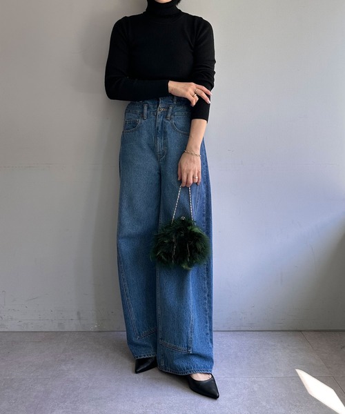 PAPILLONNER(パピヨネ)の「フェザーミニショルダー(ハンドバッグ・レディース・ブラウン/グリーン・FREE)」の8枚目の写真