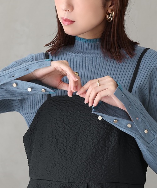 n'OrLABEL（ノアールレーベル）の「『配色袖ボタンハイネックニット』（ニット/セーター・レディース・ブラック/グレー/アイボリー/ダークラベンダー/グレイッシュブルー・LL/M/L）」の16枚目の写真