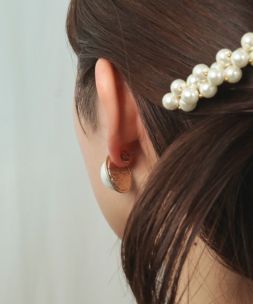 Kana(カナ)の「パール ボタン ピアス パーティー パーティー 結婚式 お呼ばれ オケージョン(ピアス(両耳用)・レディース・ゴールド/シルバー・フリー)」の8枚目の写真