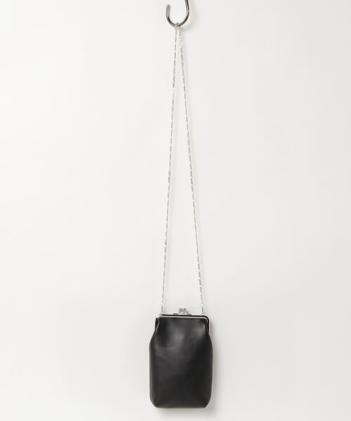 beautiful people(ビューティフルピープル)の「CLASP POUCH(ショルダーバッグ・レディース・ブラック/ナチュラル/オフホワイト・ONE SIZE)」の4枚目の写真
