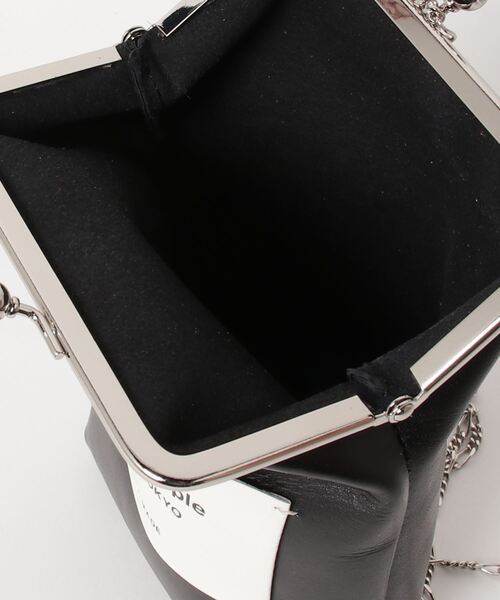 beautiful people(ビューティフルピープル)の「CLASP POUCH(ショルダーバッグ・レディース・ブラック/ナチュラル/オフホワイト・ONE SIZE)」の6枚目の写真