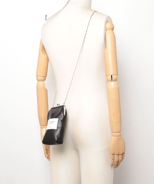 beautiful people(ビューティフルピープル)の「CLASP POUCH(ショルダーバッグ・レディース・ブラック/ナチュラル/オフホワイト・ONE SIZE)」の7枚目の写真