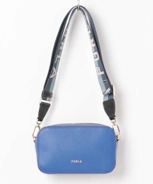 FURLA（フルラ）の「FURLA PRIMULA MINI C.BODY WEBBING STRAP（ショルダーバッグ・レディース・ブルー・ONE SIZE）」の3枚目の写真