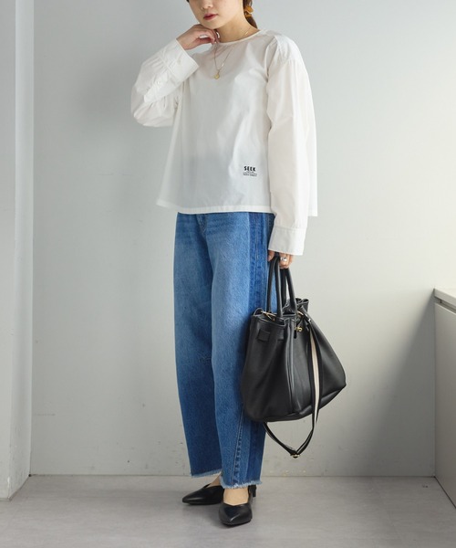 PUAL CE CIN（ピュアルセシン）の「ジャパンメイドワンポイントロゴ刺繍プルオーバーブラウス（シャツ/ブラウス・レディース・ブルー系/グリーン系/オフホワイト・FREE）」の5枚目の写真