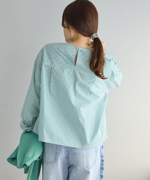 PUAL CE CIN（ピュアルセシン）の「ジャパンメイドワンポイントロゴ刺繍プルオーバーブラウス（シャツ/ブラウス・レディース・ブルー系/グリーン系/オフホワイト・FREE）」の8枚目の写真