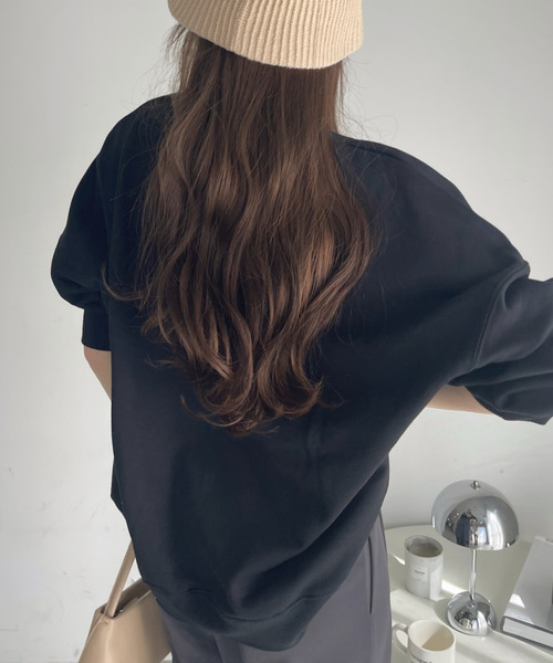 Ada.(エイダ)の「ロゴプリント 花線画刺繍 ビッグ プルオーバー 裏毛 スウェット(スウェット・レディース・ネイビー/オートミール/ブラック/アイボリー・FREE)」の12枚目の写真