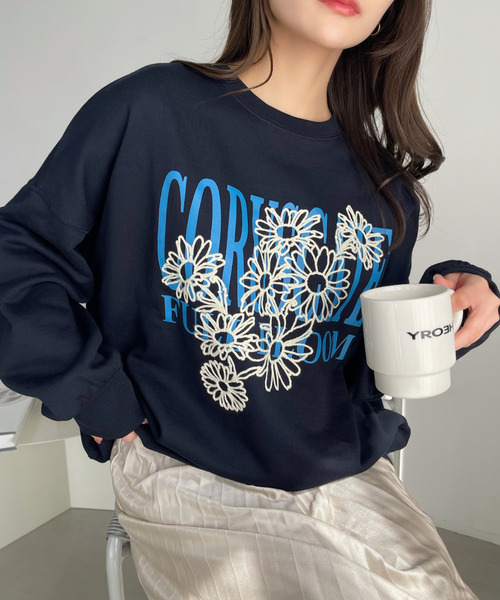 Ada.(エイダ)の「ロゴプリント 花線画刺繍 ビッグ プルオーバー 裏毛 スウェット(スウェット・レディース・ネイビー/オートミール/ブラック/アイボリー・FREE)」の22枚目の写真