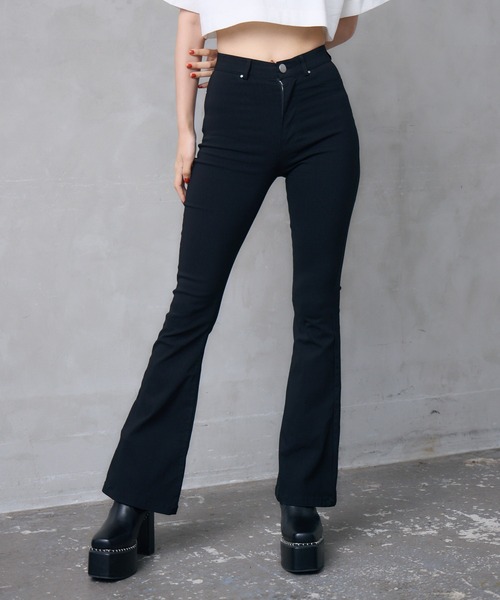 ENVYM（アンビー）の「フレアカラージェギンス（その他パンツ・レディース・ブラック・SMALL/MEDIUM）」の5枚目の写真