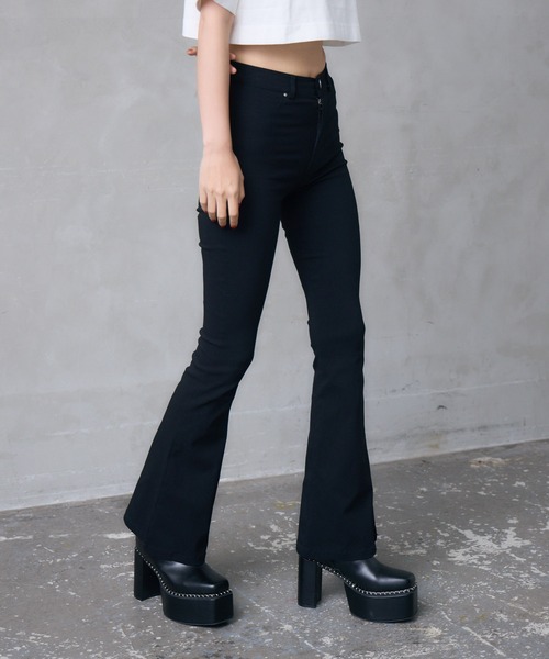 ENVYM（アンビー）の「フレアカラージェギンス（その他パンツ・レディース・ブラック・SMALL/MEDIUM）」の18枚目の写真