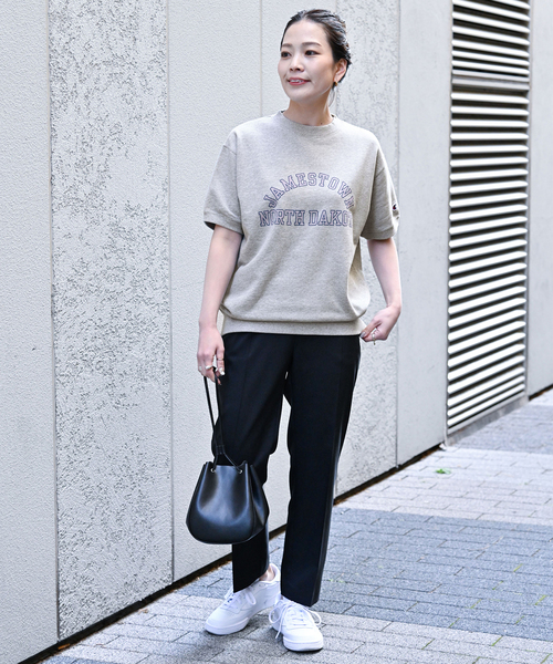 Champion（チャンピオン）の「【Champion/チャンピオン】別注 SHORT SLEEVE CREW NECK SWEAT（スウェット・レディース・チャコールグレー/ネイビー/グリーン/アイボリー・FREE）」の5枚目の写真