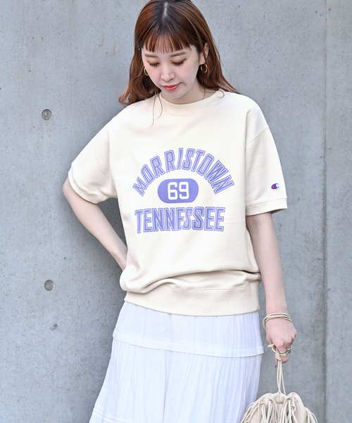 Champion（チャンピオン）の「【Champion/チャンピオン】別注 SHORT SLEEVE CREW NECK SWEAT（スウェット・レディース・チャコールグレー/ネイビー/グリーン/アイボリー・FREE）」の15枚目の写真