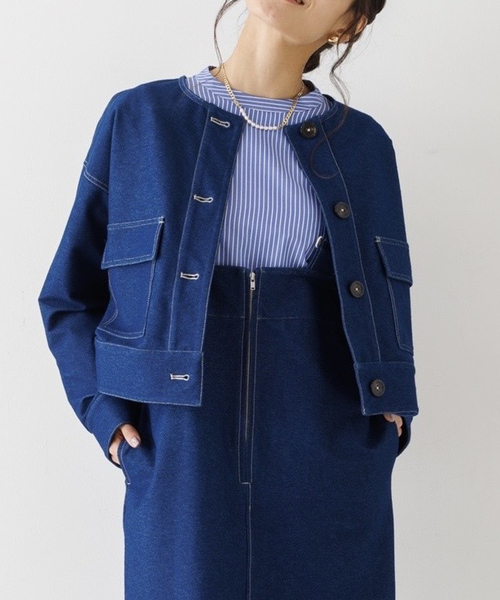abahouse mavie(アバハウスマヴィ)の「ジャージーデニムショートジャケット(ノーカラージャケット・レディース・ブルー・フリー)」の1枚目の写真